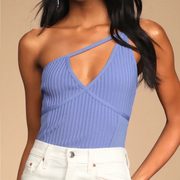 Elegant Blue Ribbed One-Shoulder Bodysuit - Picture 2 of 7
